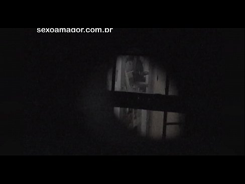 ❤️ Blondīnīte tiek slepeni filmēta ar kaimiņu vuajeru, kurš slēpjas aiz dobiem ķieģeļiem ❤❌ Sekss video pie mums lv.sayhentai.ru ❌